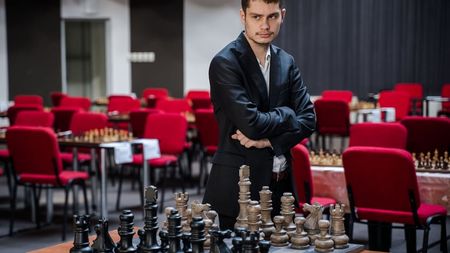 Pe urmele lui Magnus Carlsen! Performanță incredibilă pentru Bogdan Deac la doar 20 de ani | SPECIAL