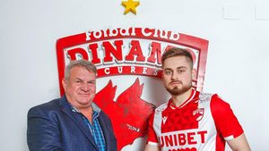 Cătălin Carp a semnat cu Dinamo! Internaționalul moldovean trecut pe la FCSB, CFR Cluj și Farul Constanța va juca în „Ștefan cel Mare” până la finalul sezonului!