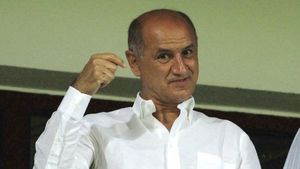 George Copos, lovitură de maestru în imperiul său imobiliar! 30 de milioane de euro, dintr-un foc, pentru "perla coroanei" din lanțul său hotelier de lux