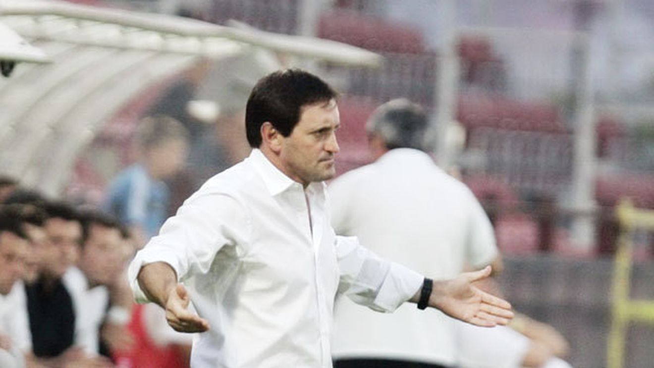 Mititelu se mai gândește: uite Toni, nu e Toni!