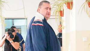 Navetă în trening!** Iancu a mai fost arestat preventiv de trei ori până acum