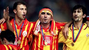 HAGI 53 | Nu aveau cum să-l uite :)! VIDEO | Mesajul transmis de Galatasaray de ziua "Regelui" Hagi