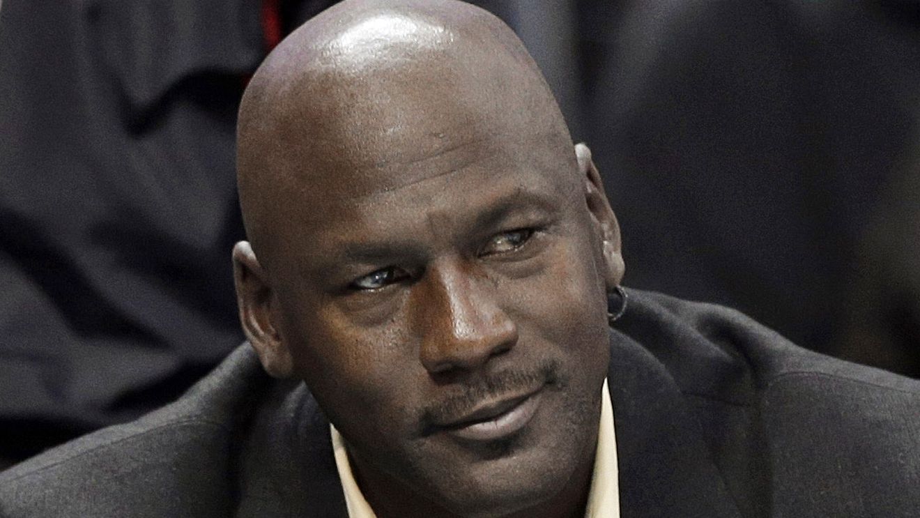 Ce reacție are Michael Jordan despre nunta dintre fiul său și fosta soție a lui Scottie Pippen, care are 17 ani mai mult ca el! GALERIE FOTO