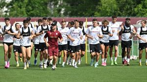 Fotbalistul se întoarce la Rapid şi a dat verdictul despre doi antrenori de pe lista lui Dan Şucu: „Isăilă propune un fotbal ofensiv, iar cu Bergodi am jucat cel mai frumos”. EXCLUSIV