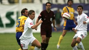 Sebi Tudor: "Golurile se dau și de la distanță"