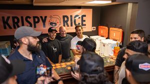 Transformarea incredibilă a milionarului de 54 de ani, care a fost avertizat în 2022 că mai are maximum 10 ani de trăit din cauza nivelului colesterolului din organism şi a faptului că era pre-diabetic. Cum a ajuns să arate după ce un podcaster i-a schimbat stilul de viață