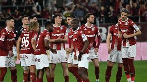 A treia lovitură pe piața transferurilor pe care o dă cea mai ambițioasă echipă din Superliga! Totul pentru play-off: fotbalistul care a jucat la FCSB și Rapid e la un pas să semneze! EXCLUSIV