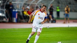 Transferul bombă pe care Real Madrid i l-a „furat” Barcelonei e comparat cu „Regele”: „El seamănă ca stil cu Hagi, nu cu Messi! Joacă precum Hagi, o minte incredibilă”