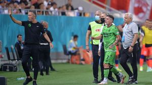 Greșeală gravă de arbitraj a lui Istvan Kovacs! Steliano Filip a fost eliminat prea ușor. Scandal între jucătorii celor două echipe