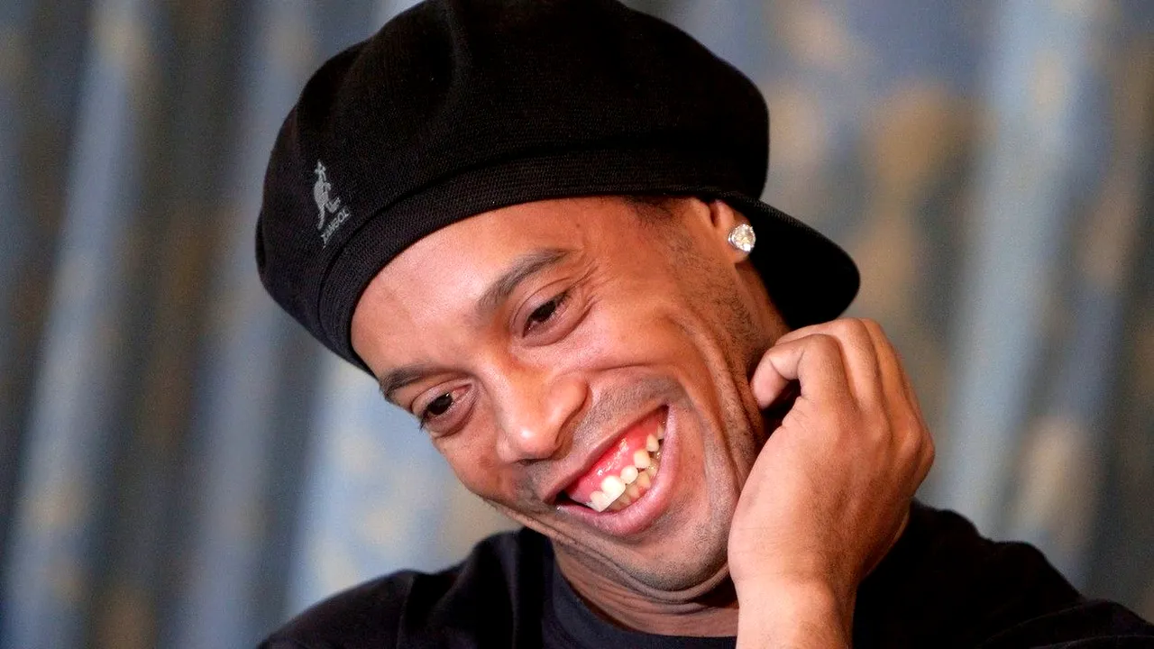 Ronaldinho nu mai are niciun ban în conturi! Brazilianul e falit și va avea sechestru pe două proprietăți pentru a plăti datoriile din taxe și impozite