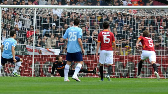 Lobonț a jucat 80 de minute în derby-ul cu Lazio și a încasat două goluri: Roma - Lazio 1-2 !** Mutu, Radu Ștefan și Torje, nici rezerve! Rezultate din Italia