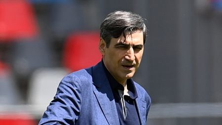 "Pe viață eşti banned". S-a dus glonț la Victor Pițurcă şi l-a întrebat direct, în față