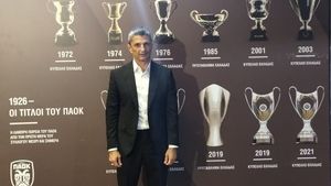 Răzvan Lucescu, „Generalul” român de la Salonic: „Eu sunt PAOK! Punct!”. Ce spune antrenorul despre recordul stabilit în Grecia, venirea la națională și care e principala problemă a fotbalistului român | REPORTAJ
