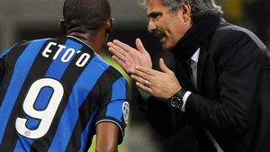 Eto'o: "L-am urât pe Mou"