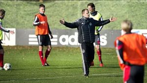 Primul jucător care pleacă de la Ajax după înfrângerea cu Steaua!** De Boer l-a trimis la echipa a doua când a aflat ce a făcut