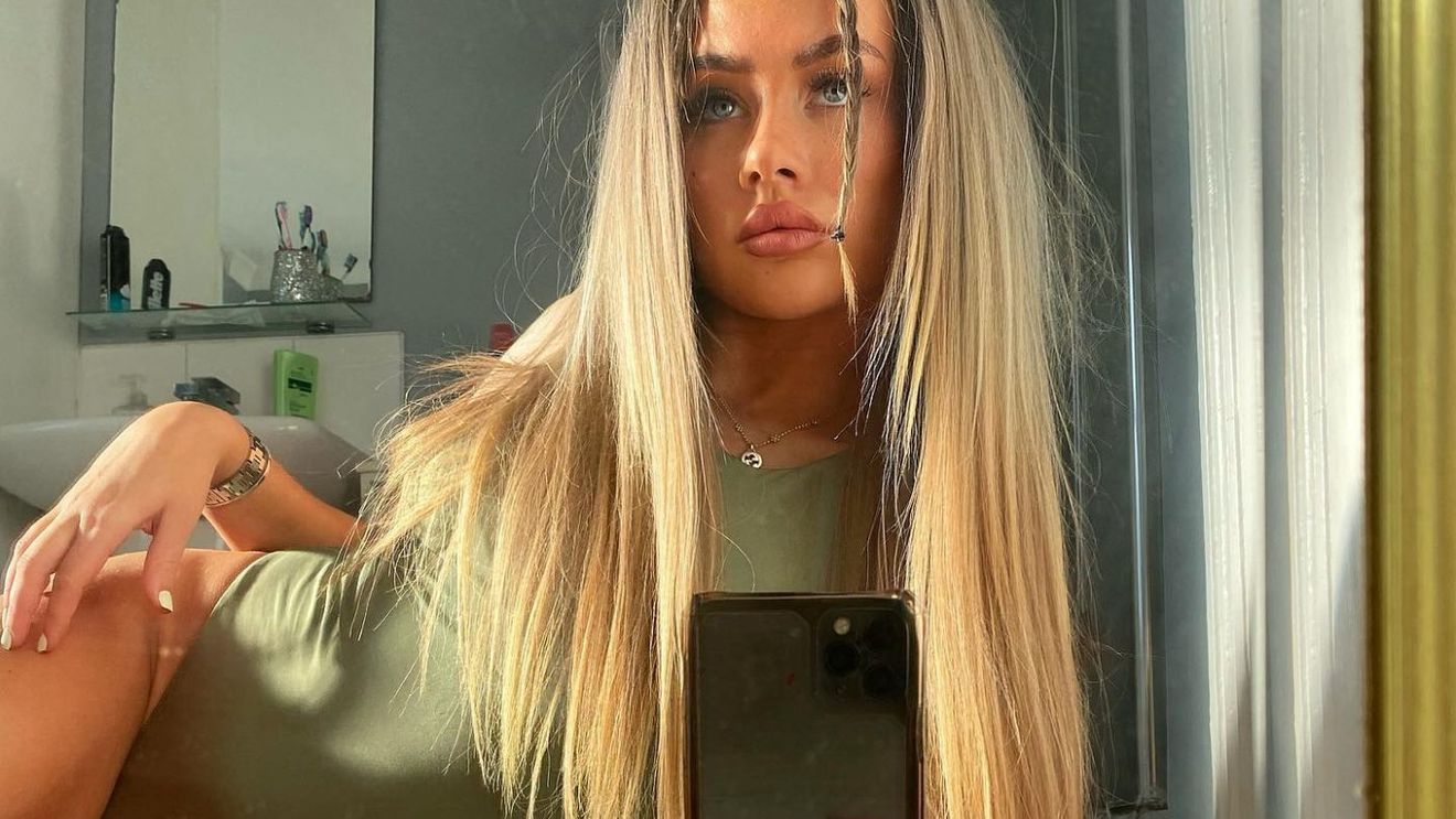 Gabriela, cea mai frumoasă jucătoare de fotbal, e deranjată de avansurile pe care le primește pe Tik-Tok: „Îmi spun că sunt excitați de fotografiile cu mine!”. GALERIE FOTO