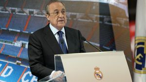 Florentino Perez reconstruieşte Real Madrid cu staruri spaniole! Vedeta lui Pep Guardiola de la Manchester City, ținta galactică