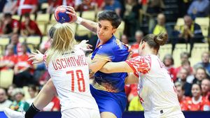 Vasile Stângă, necruțător cu handbalista Cristina Laslo care e în conflict cu selecționerul Florentina Pera! „Nu se poate așa ceva, să emită pretenții să schimbe antrenorul. E mediocră, trebuie disciplină”