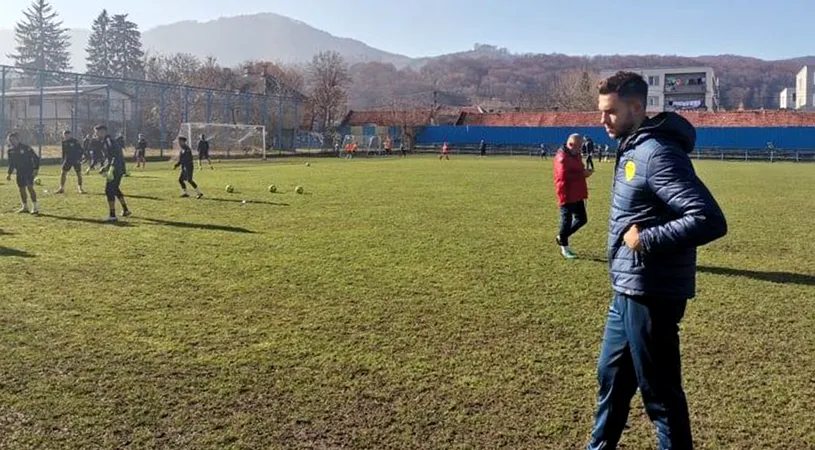 FC Brașov a semnat cu Andrei Cristea, un kinetoterapeut clujean. Echipa are și un nou jucător la antrenamente