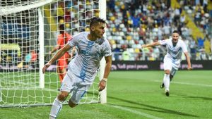 INTERVIU | Florentin Matei a revenit în Liga 1: "Acum nu vorbesc despre titlu. Dar dacă intrăm în playoff... ne batem cu CFR, Steaua și Craiova de la egal la egal. Presiunea e pe ele". De ce a plecat de la campioana Croației