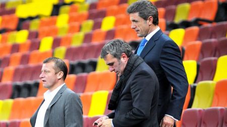 Hagi și Popescu au pus piciorul în prag după ce au fost umiliți de FRF! Decizia luată vizavi de meciul Ucraina - Macedonia de Nord