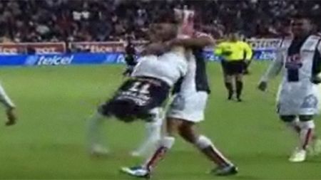 VIDEO 2 în 1!** GOLAZO marcat cu o reușită SENZAȚIONALĂ‚! Nu ai mai văzut așa ceva pe un teren de fotbal