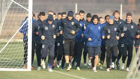 Premieră în România! Fanii Stelei pot însoți echipa în stagiul de pregătire din Antalya!** Cât costă cele 7 zile alături de favoriți