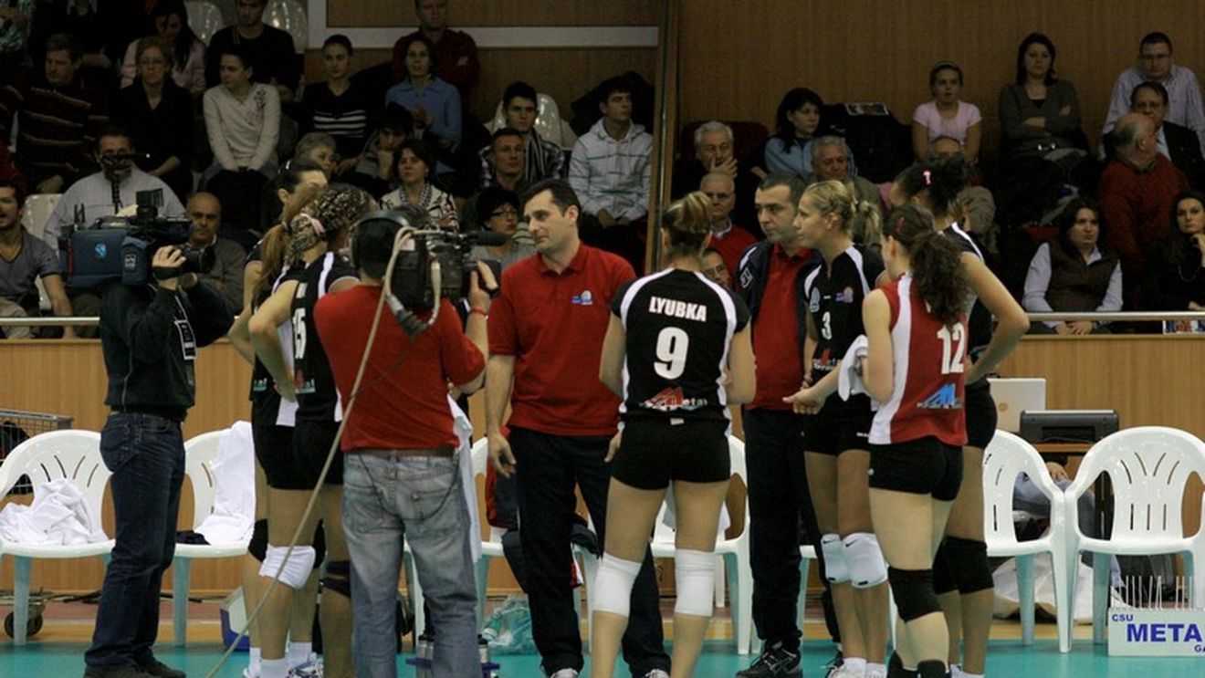 "Doar câțiva spectatori la un meci cu Bergamo!?"