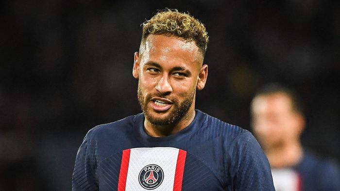 Idolatria dusă la extrem: cel mai mare fan al lui Neymar îi lasă toată averea, prin testament, superstarului brazilian de la PSG! Cum își explică alegerea incredibilă: „Nu aș vrea ca rudele, cu care nu mă înțeleg, să primească bunurile mele!”