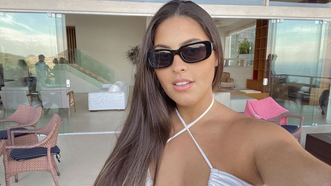 Fiica unui fost fotbalist brazilian și-a făcut OnlyFans, la scurt timp după ce a devenit mamă pentru prima dată. E uluitor cum își atrage fanii | GALERIE FOTO