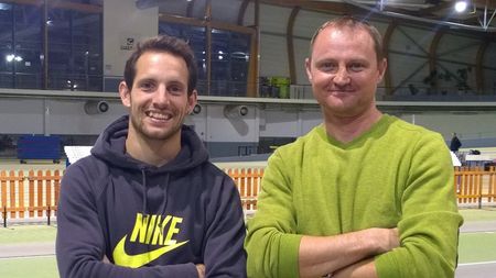 INTERVIU | Atletul lumii în 2014 față în față cu un campion român. "Are o capacitate de efort inumană", spune Agoston despre recordmenul mondial la prăjină. 800 de euro costă prăjina cu care sare Lavillenie