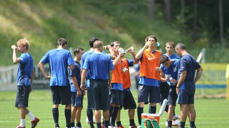 Steaua a plecat in Austria