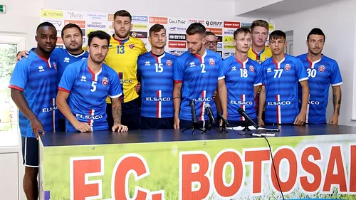 Înghesuială ca la Neversea. 11 jucători au ajuns la FC Botoșani în această vară.  FOTO | Cum s-au organizat la prezentarea oficială