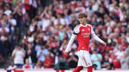 15 ani și 229 de zile. Max Dowman, noul fenomen de la Arsenal, a devenit al doilea cel mai tânăr debutant din istoria Premier League: „N-am văzut în viața mea atâta calitate”