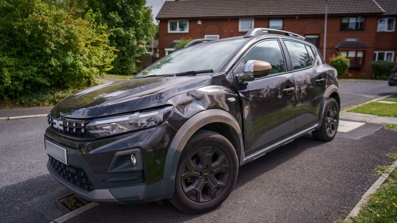 Dacia a lovit crunt în imperiul chinezesc al mașinilor! Anunțul din Spania despre noul Sandero hybrid