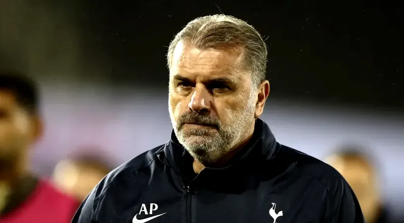 Managerul lui Radu Drăgușin s-a blocat când a auzit ce l-a întrebat o jurnalistă, imediat după Fulham - Tottenham 3-0! „Ce pot să răspund la asta?”