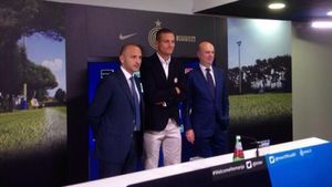 Vidic a ajuns la Milano și a vorbit pentru prima dată ca jucător al Interului: "Puteam veni aici cu ani în urmă. Sunt sigur că am făcut alegerea corectă"