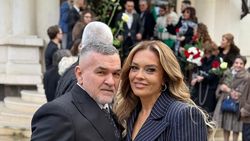 Cadou pentru soție în stilul Leonard Doroftei la aniversarea a 32 de ani de căsătorie: „Cel mai frumos!”. EXCLUSIV