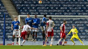 Nicolae Stanciu, în atenția celor de la BBC, după Slavia Praga - Rangers: „Al doilea gol fabulos!”