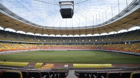 FOTO | Există în continuare emoții cu gazonul de pe Arena Națională. Sporting a refuzat să se antreneze aici și au preferat altă bază sportivă. Marius Niculae: "Nu înțelegeau când le-am zis al cui e terenul"