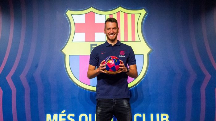 OFICIAL | Barcelona și-a prezentat noul portar. Obiectivul lui Neto pe Camp Nou: "Iubesc să câștig". Video
