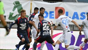 Chindia - Viitorul 2-1 | Viorel Moldovan, victorie importantă în fața lui Gică Hagi! Chindia o surclasează pe Dinamo