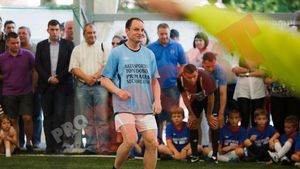 Anton Doboș și-a deschis academie de fotbal în Militari!** La lansare a fost inflație de glorii și vedete