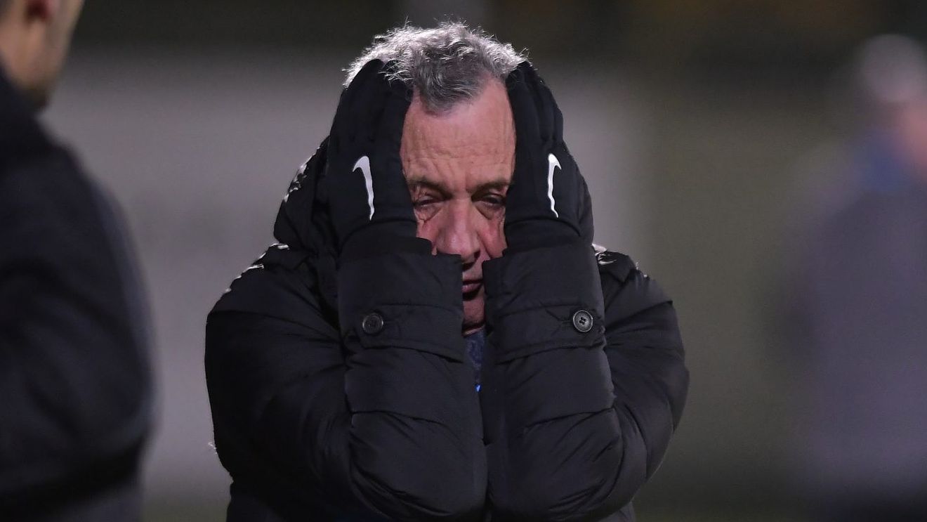 Lovitură de teatru! Steliano Filip și Cosmin Matei nu pot fi dați afară de Mircea Rednic acum, așa cum își dorea: de ce a fost blocat de conducere | EXCLUSIV