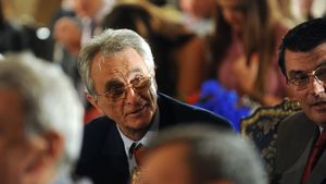 Cristian Gațu, surprinzător și la 73 de ani: "Aștept să îmi aducă o sticlă de whisky, pentru că..." Mărturisirea omului care a revoluționat handbalul românesc, la ProSport LIVE