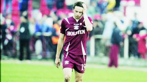 Ultimatum!**"Dacă Bozovic nu se întoarce până luni**, vom depune memoriu să fie suspendat!"