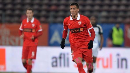 INTERVIU | Favoritul fanilor, Elhamed, vorbește despre cum l-a marcat experiența Dinamo: "Cânt în baie, la duș, cântecele galeriei". Ce spune despre derbyul cu Steaua