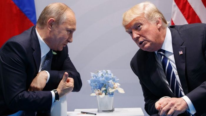 Campionatul Mondial a stârnit o nouă "luptă" între Trump și Hillary Clinton. Cum a reacționat Hillary Clinton la bucuria lui Trump pentru Franța