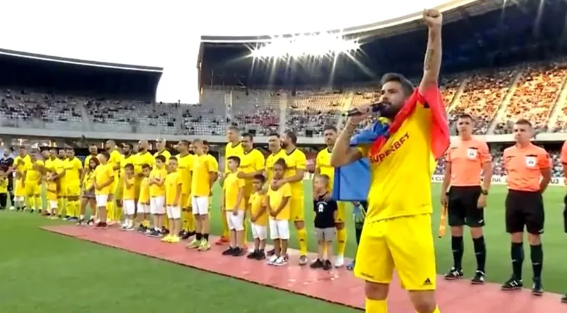 Adrian Mutu, ovaționat de peste 20.000 de oameni la meciul de retragere! Fostul mare jucător n-a uitat steagul României: „Mulțumesc din suflet!” Ce banner a apărut în tribune