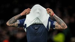 O să ajungă să-i ducă dorul lui Radu Drăguşin! Marele fundaş al lui Tottenham, de 100.000.000 de euro, s-a rupt din nou